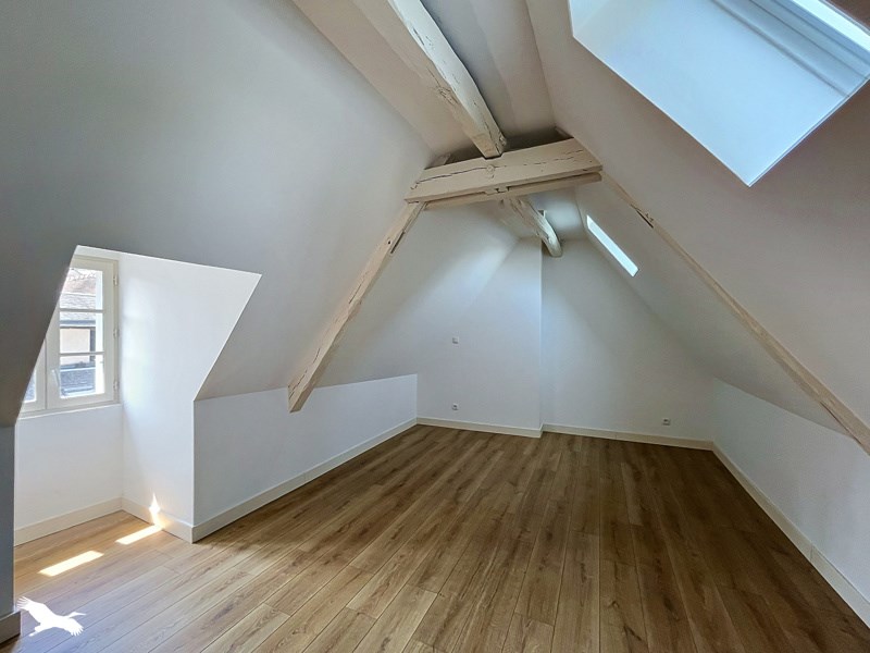 Vente Maison BOURGES - 6 pièces -137 m² - (18000)