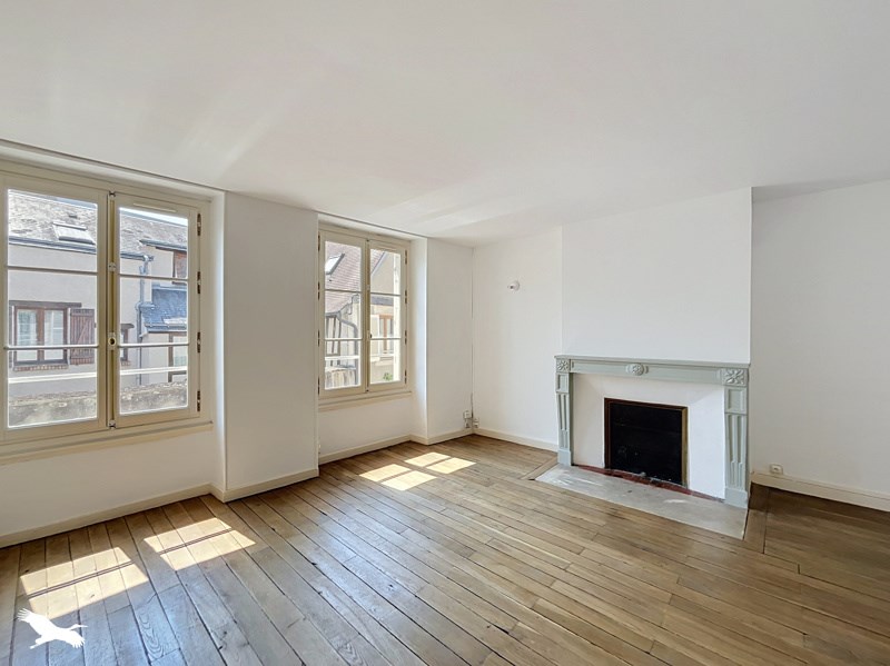 Vente Maison BOURGES - 6 pièces -137 m² - (18000)