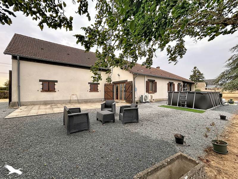 Vente Maison ETRECHY - 7 pièces -179,8 m² - (18800)