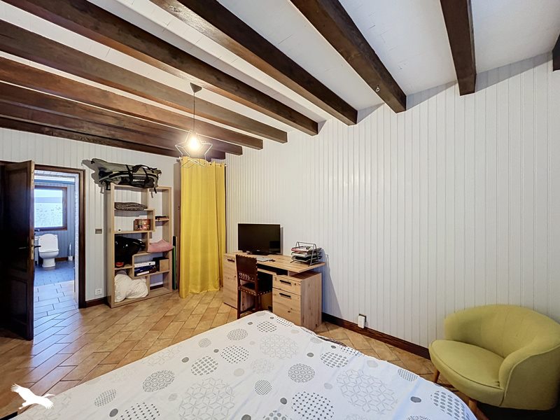 Vente Maison ETRECHY - 7 pièces -179,8 m² - (18800)