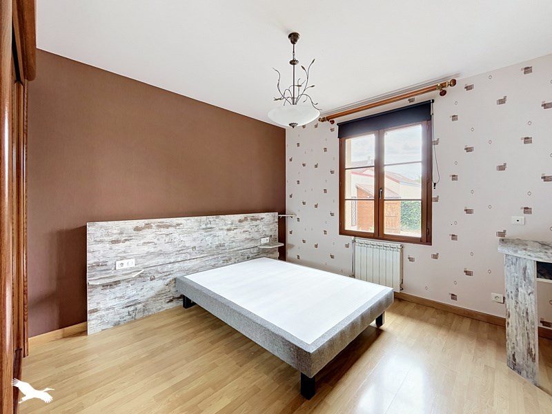 Vente Maison Bourges - 5 pièces -143 m² - (18000)