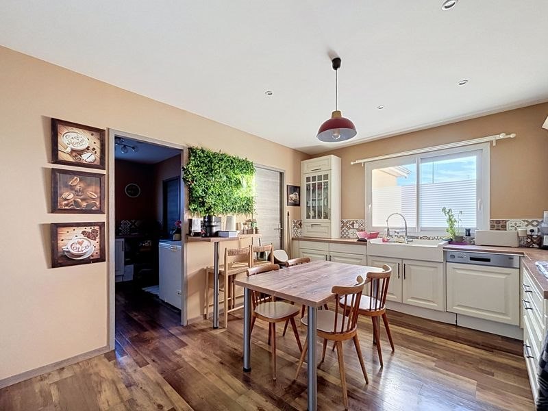 Vente Maison Bourges - 6 pièces -191 m² - (18000)