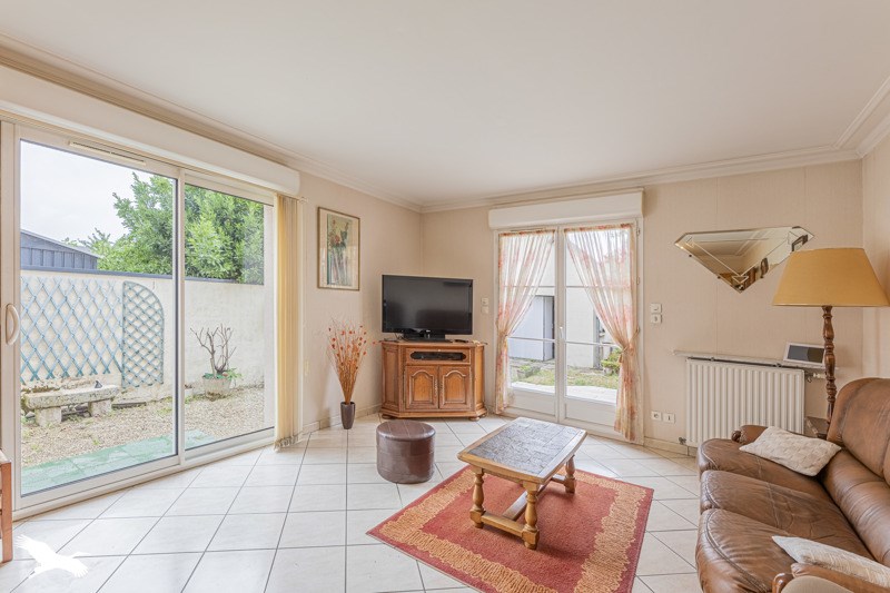 Vente Maison ST PIERRE DES CORPS - 8 pièces -167 m² - (37700)