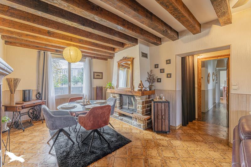 Vente Maison ST PIERRE DES CORPS - 7 pièces -175 m² - (37700)