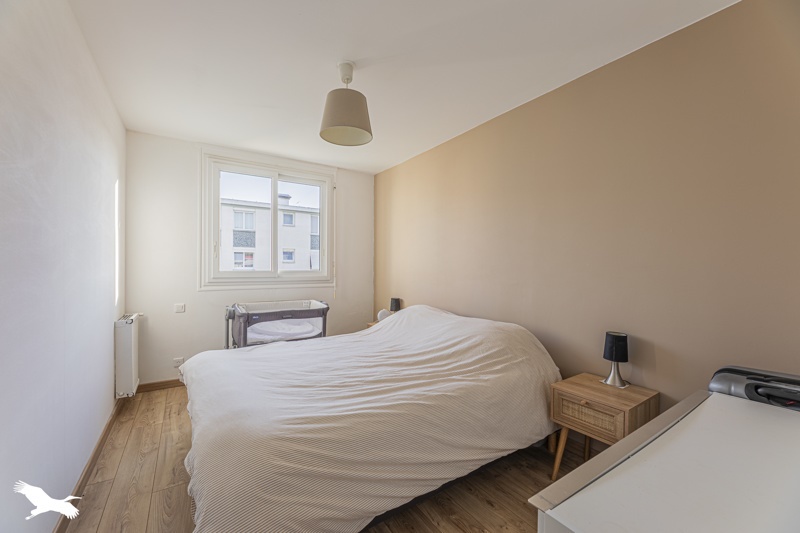Vente Appartement ST PIERRE DES CORPS - 4 pièces -77 m² - (37700)