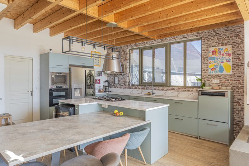 Vente Maison LA VILLE AUX DAMES - 8 pièces -240 m² - (37700)
