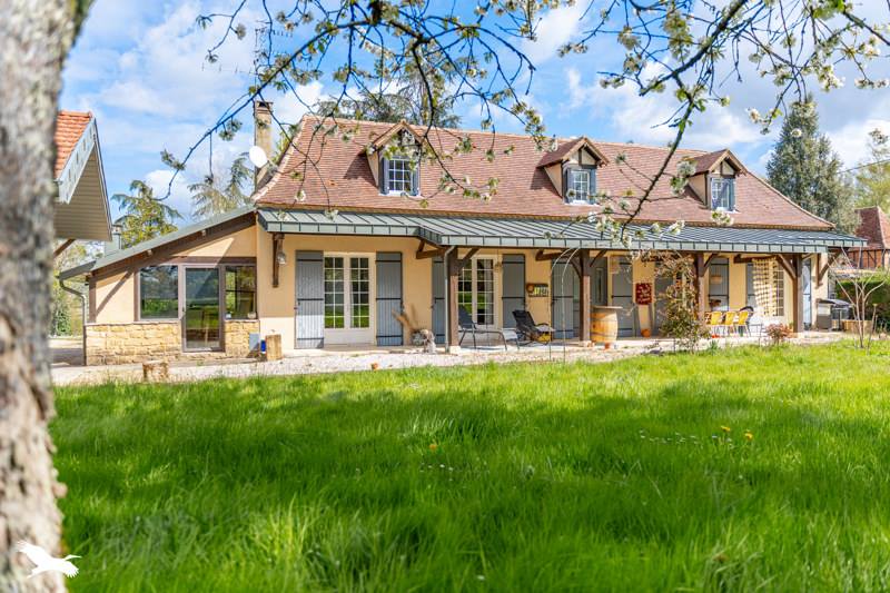 Maison 6 pièces 161 m² · à Cours-de-Pile · 161 m² · 471 500 €