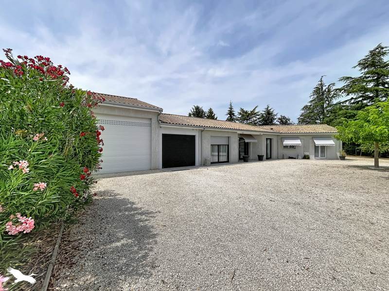 Vente Maison ST LAURENT DES VIGNES - 6 pièces -196 m² - (24100)