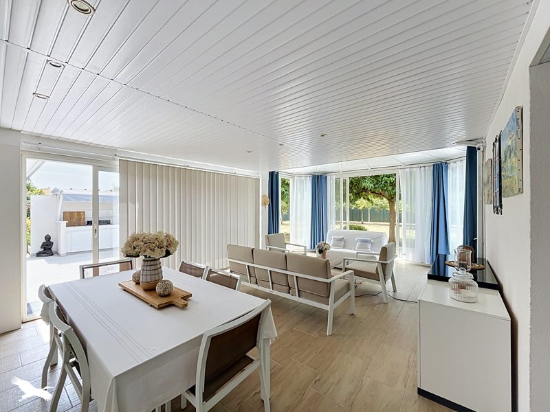 Vente Maison ST LAURENT DES VIGNES - 6 pièces -196 m² - (24100)