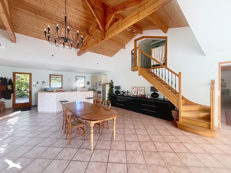 Vente Maison Saint-Laurent-des-Vignes 24100 6 pièces - 198 m²
