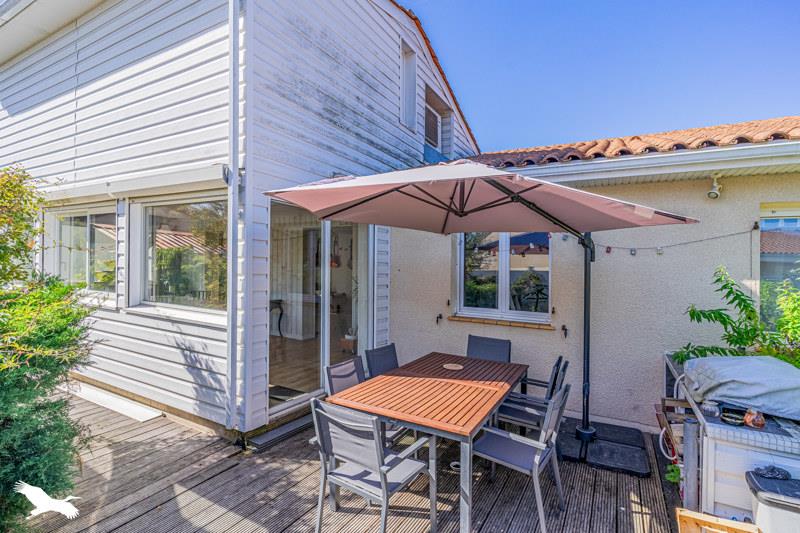 Vente Maison EYSINES - 7 pièces -129 m² - (33320)