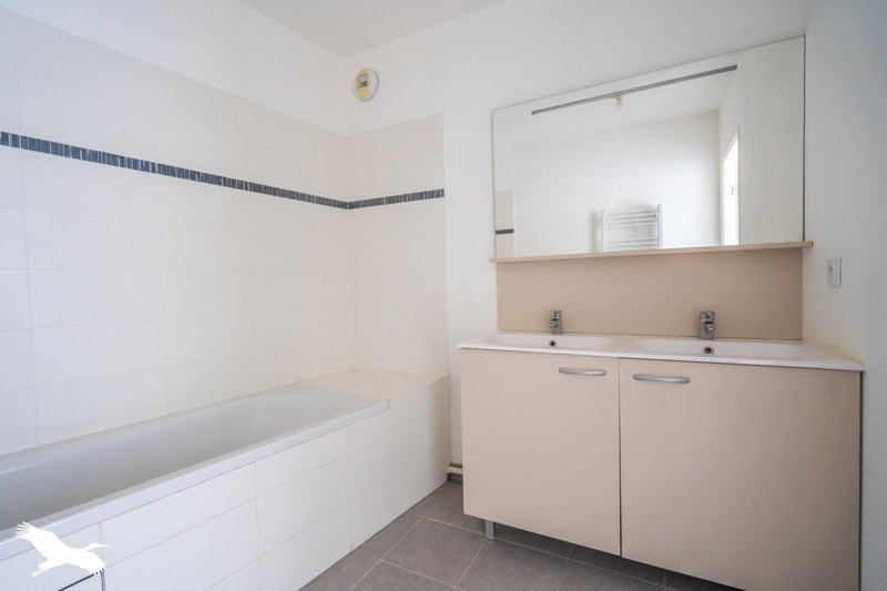 Vente Appartement EYSINES - 3 pièces -65 m² - (33320)