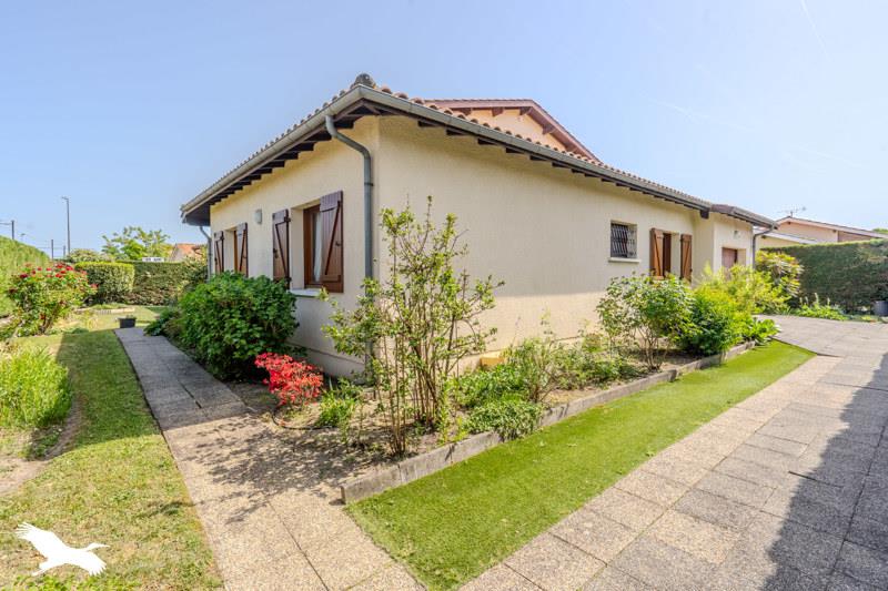 Vente Maison EYSINES - 9 pièces -219 m² - (33320)