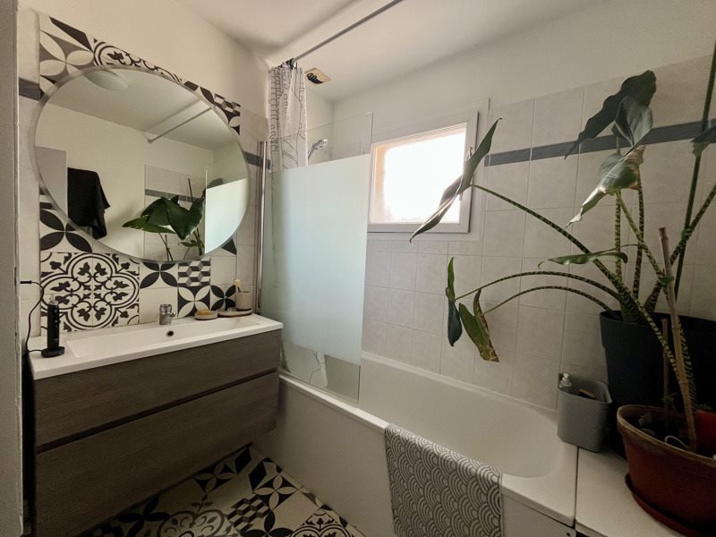 Vente Appartement EYSINES - 2 pièces -46,5 m² - (33320)