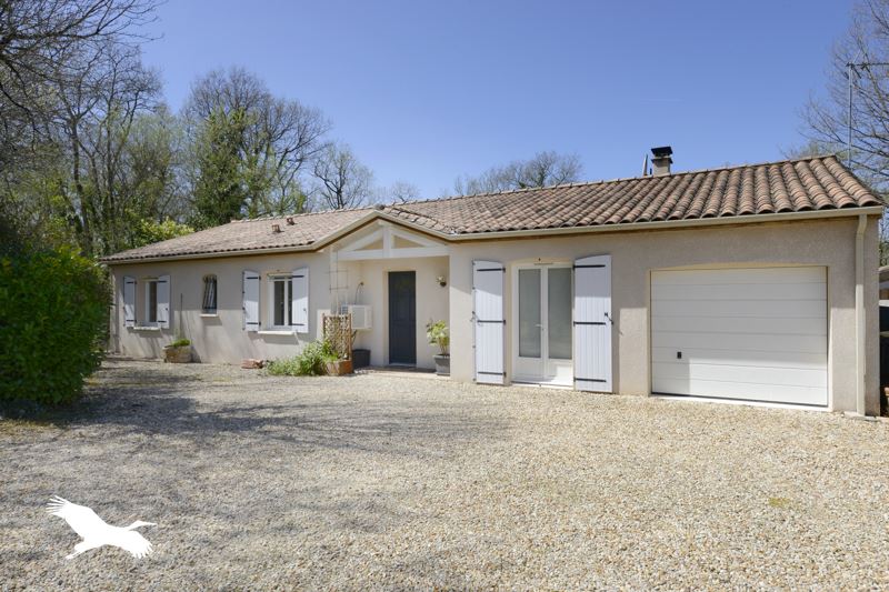 Vente Maison MAGNAC SUR TOUVRE - 6 pièces -124 m² - (16600)