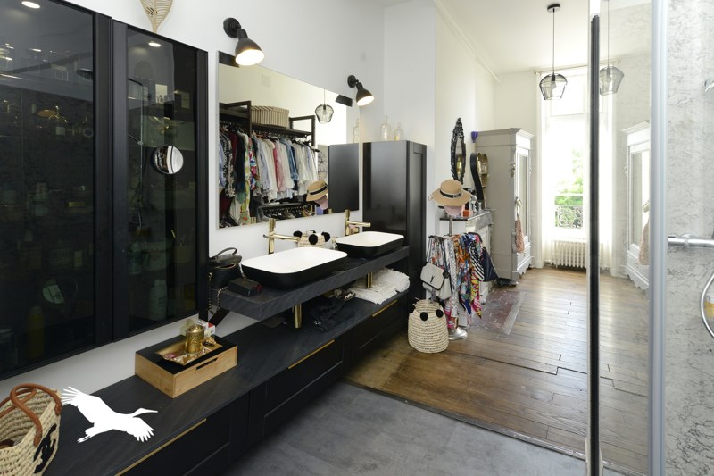 Vente Maison RUELLE SUR TOUVRE - 5 pièces -220 m² - (16600)
