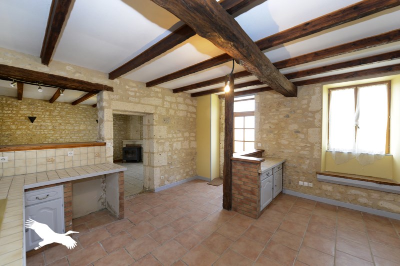 Vente Maison TOUVRE - 6 pièces -152 m² - (16600)