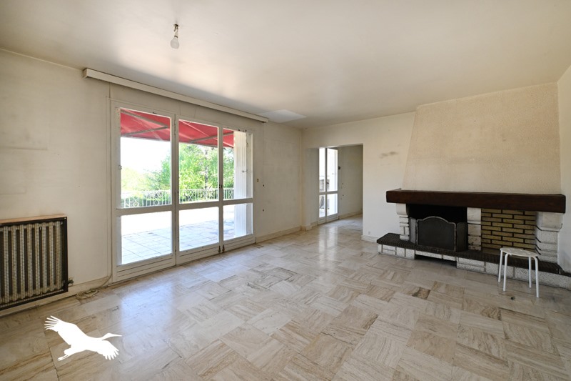 Vente Maison CHAMPNIERS - 6 pièces -143 m² - (16430)