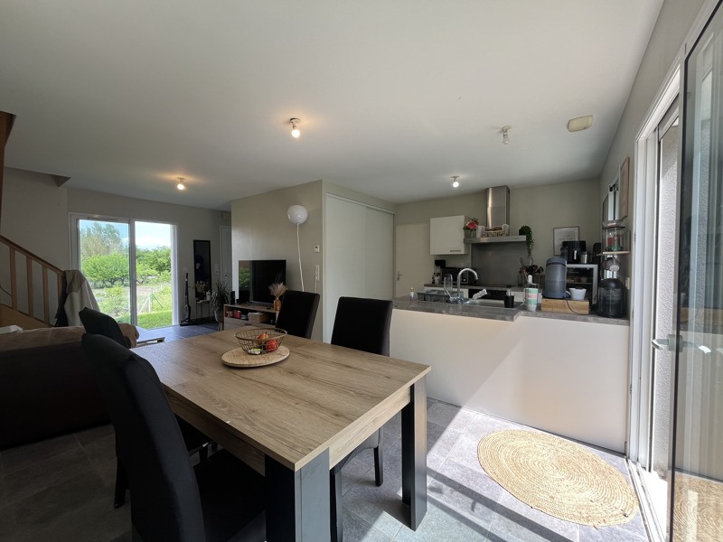 Vente Maison L ISLE D ESPAGNAC - 3 pièces -79 m² - (16340)