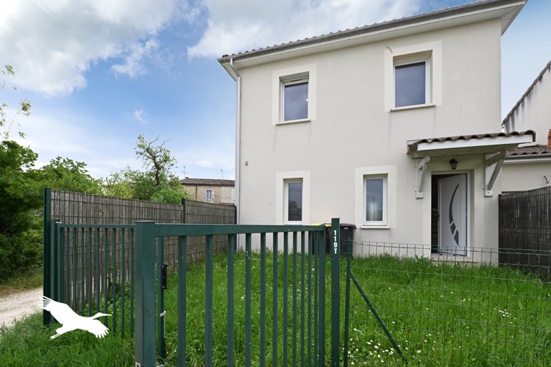 Vente Maison L ISLE D ESPAGNAC - 4 pièces -91 m² - (16340)