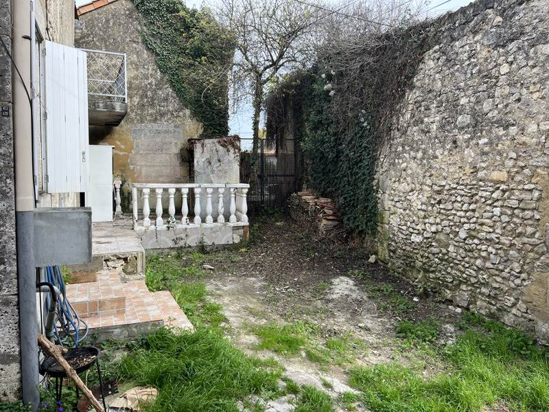 Vente Maison RUELLE SUR TOUVRE - 4 pièces -90 m² - (16600)