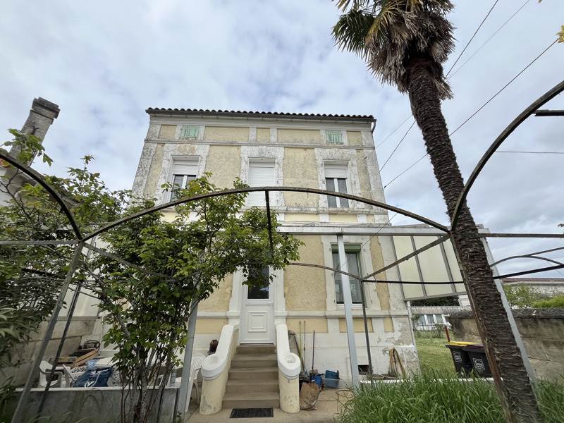 Vente Maison RUELLE SUR TOUVRE - 3 pièces -65 m² - (16600)