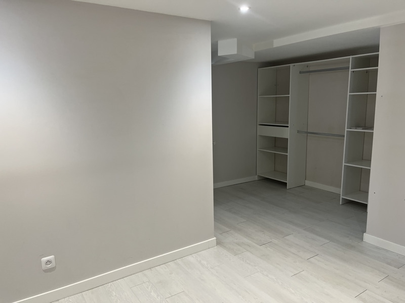 Vente Maison RUELLE SUR TOUVRE - 6 pièces -115 m² - (16600)