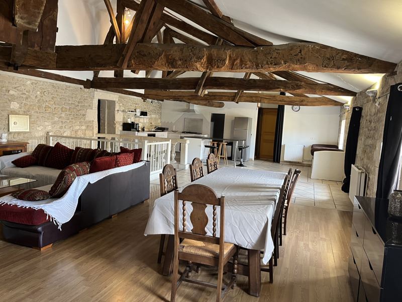 Vente Immeuble CHAMPNIERS - -  391 m² - (16430)