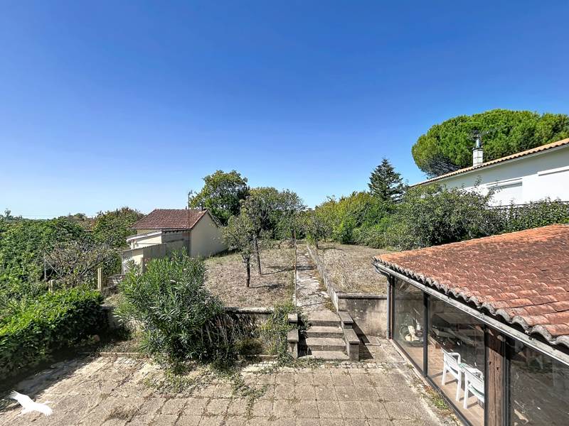 Vente Maison Ruelle-sur-Touvre - 5 pièces -116 m² - (16600)