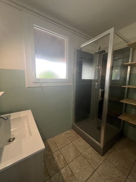 Vente Maison RUELLE SUR TOUVRE - 5 pièces -106 m² - (16600)