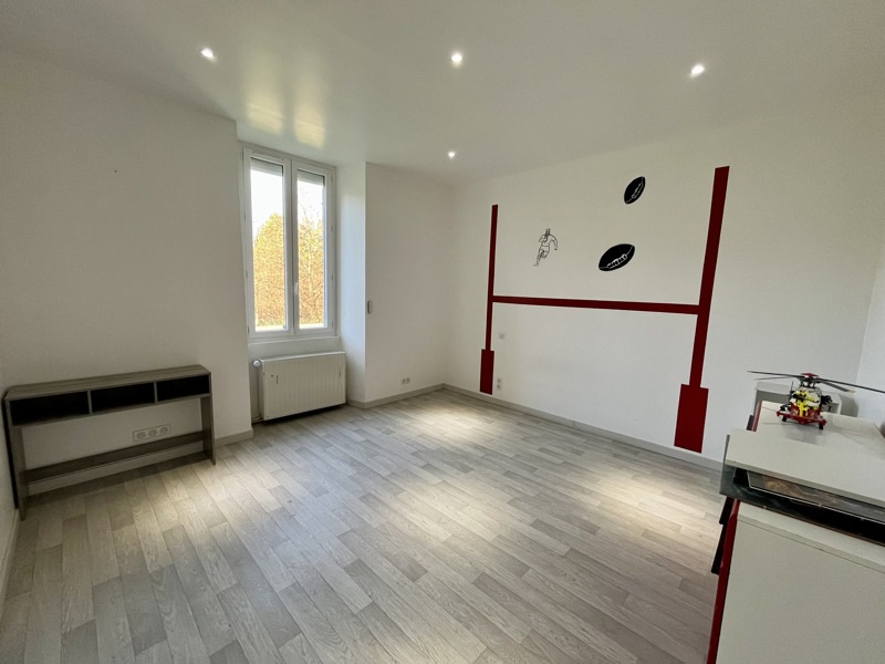 Vente Maison ST JULIEN LE VENDOMOIS - 5 pièces -179 m² - (19210)