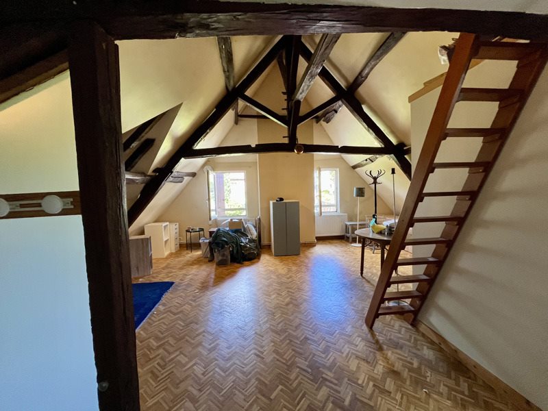 Vente Maison MONTGIBAUD - 4 pièces -162 m² - (19210)