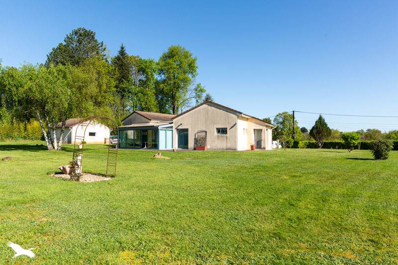 Vente Maison ST YBARD - 4 pièces -115 m² - (19140)