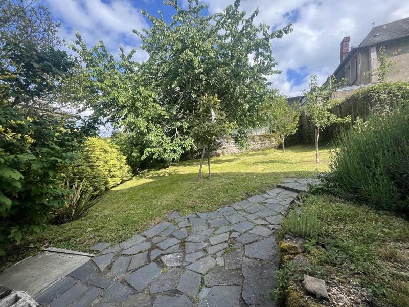 Vente Maison ARNAC POMPADOUR - 7 pièces -137 m² - (19230)