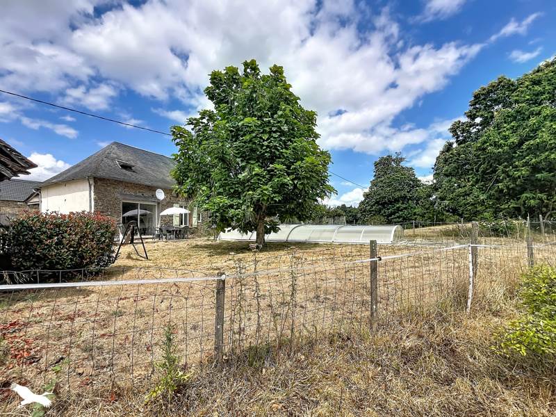 Vente Maison ST YBARD - 7 pièces -143 m² - (19140)