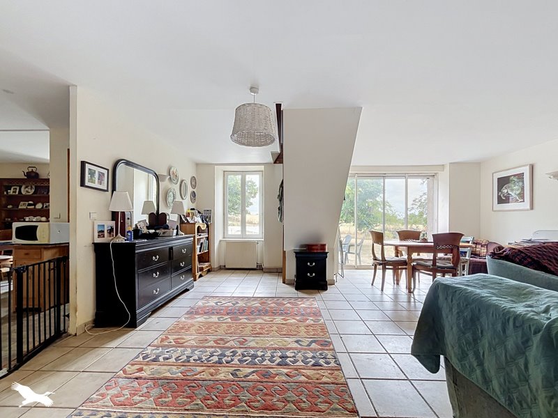Vente Maison ST YBARD - 7 pièces -143 m² - (19140)