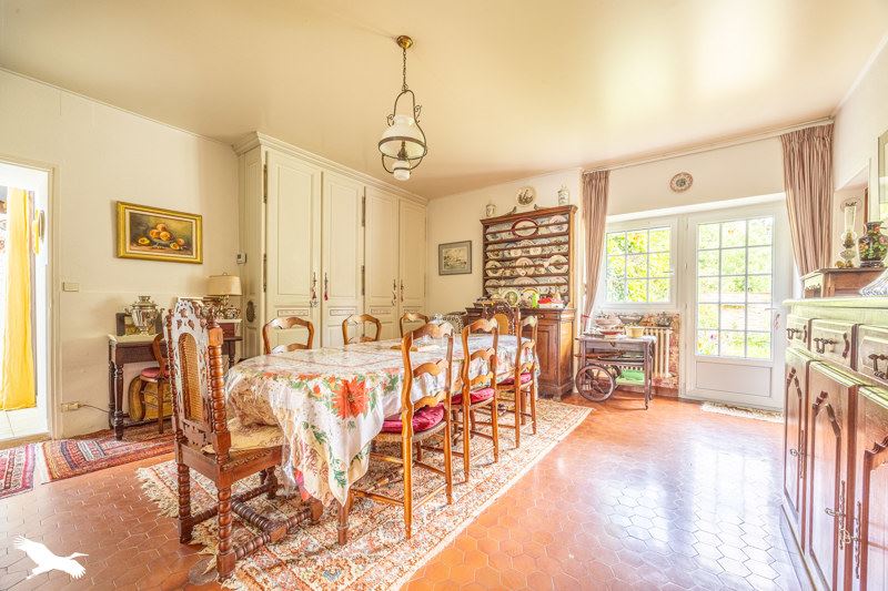 Vente Maison LA JARNE - 8 pièces -280 m² - (17220)
