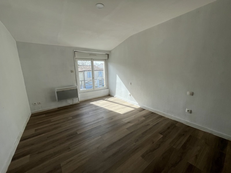 Vente Maison LA JARNE - 2 pièces -40 m² - (17220)