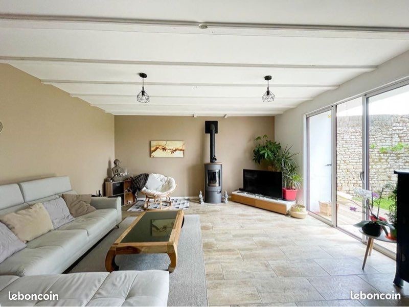 Vente Maison THAIRE - 7 pièces -125 m² - (17290)