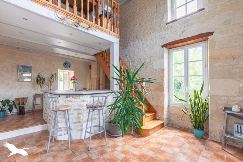 Vente Maison THAIRE - 6 pièces -146 m² - (17290)