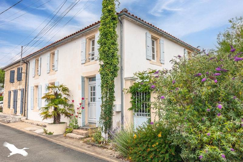 Vente Maison THAIRE - 6 pièces -146 m² - (17290)