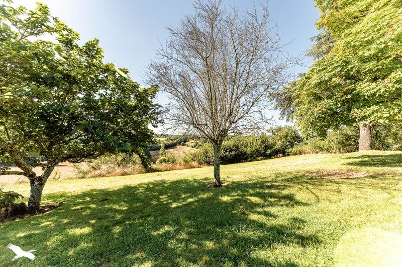 Vente Maison MONTDURAUSSE - 5 pièces -214 m² - (81630)