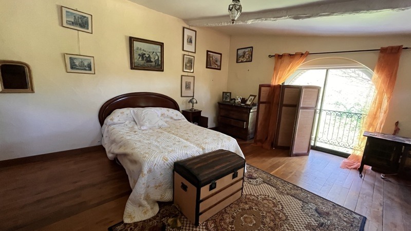 Vente Maison PUYCELSI - 3 pièces -145 m² - (81140)