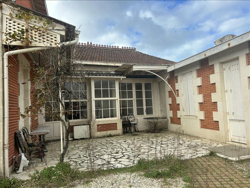 Vente Maison SOULAC SUR MER - 5 pièces -90 m² - (33780)