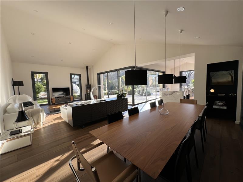 Vente Maison GRAYAN ET L HOPITAL - 5 pièces -198 m² - (33590)