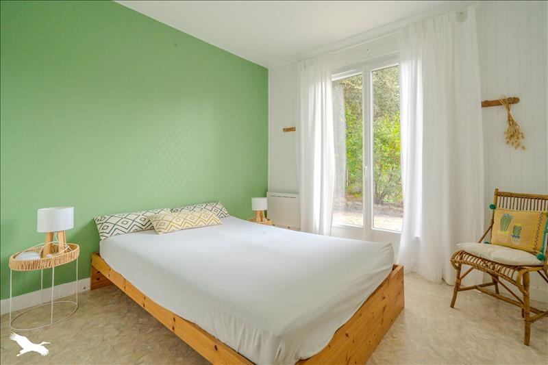 Vente Maison SOULAC SUR MER - 5 pièces -90 m² - (33780)
