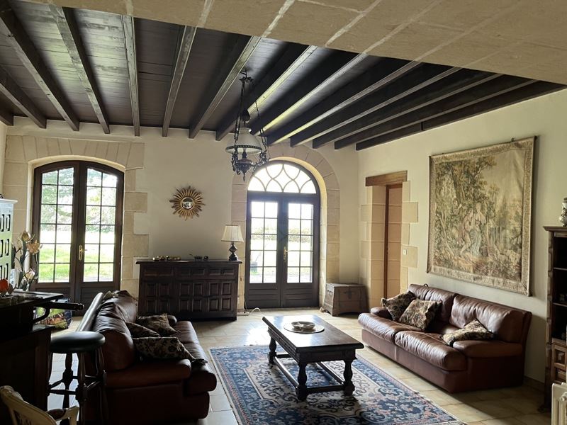 Vente Maison BEGADAN - 6 pièces -268 m² - (33340)