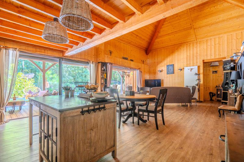 Vente Maison SOULAC SUR MER - 7 pièces -200 m² - (33780)