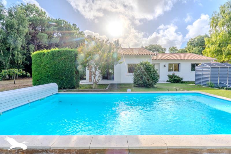 Vente Maison TALAIS - 6 pièces -170 m² - (33590)