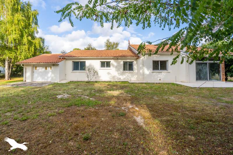 Vente Maison TALAIS - 6 pièces -170 m² - (33590)